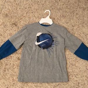 Boys Nike long sleeved t-shirt size 7